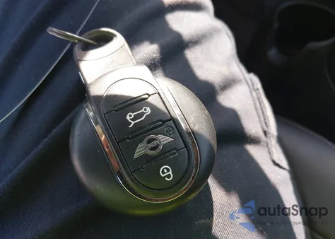 2015 Mini Hardtop Cooper from USA, damaged, VIN WMWXS5C56FT831505